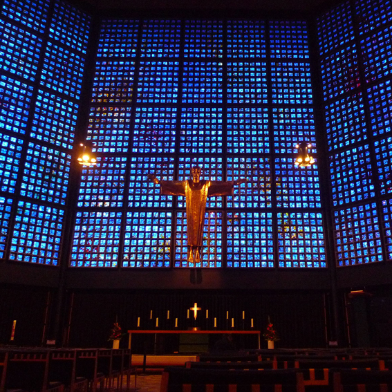 Vackert ljus i Kaiser-Wilhelm Gedächtniskirche